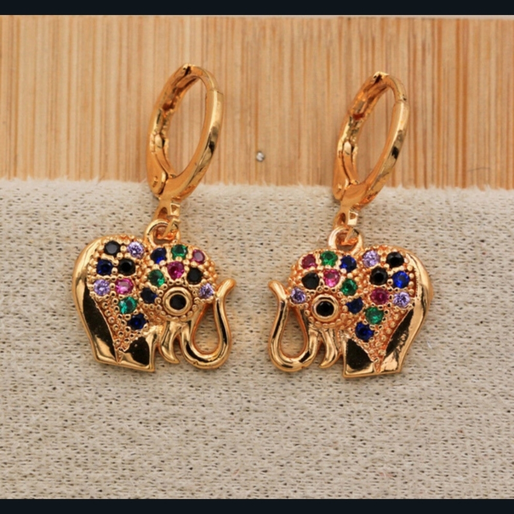 New!!  Elephant Gemstone Earrings goldtone